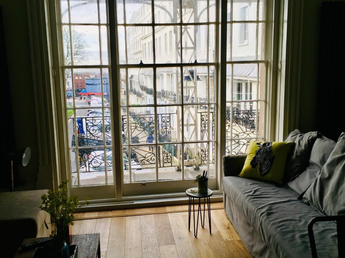 Grade 2 Listed Apartment In Heart Of ヘイスティングス エクステリア 写真