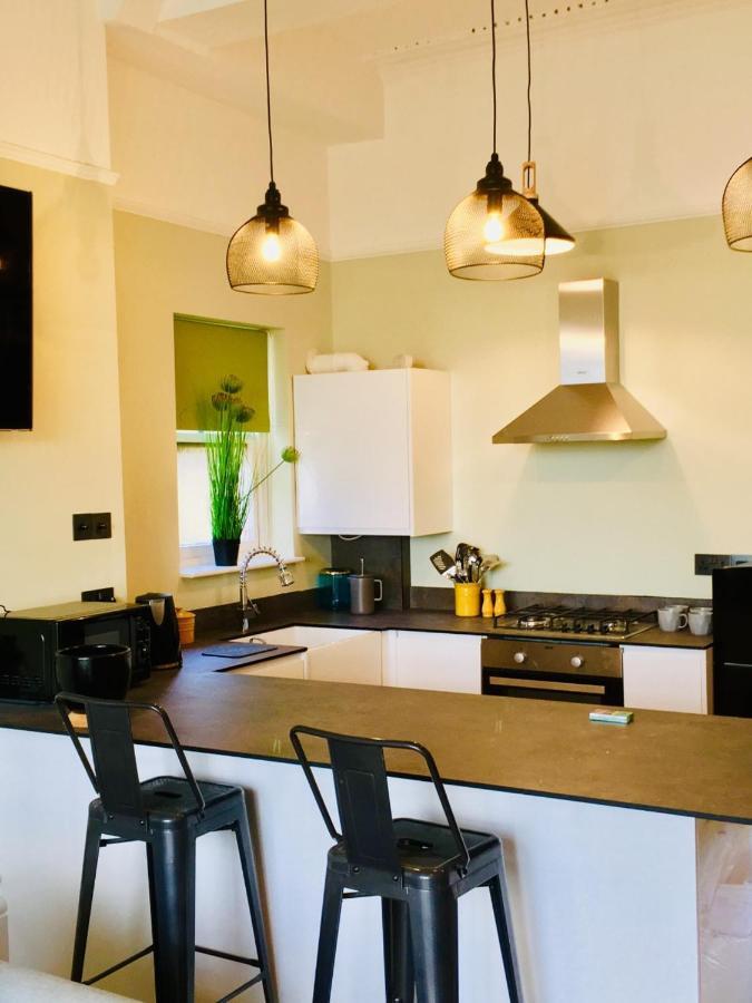 Grade 2 Listed Apartment In Heart Of ヘイスティングス エクステリア 写真